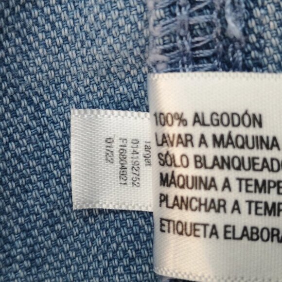 NWT Universal Thread Ladies Size 22W Light Wash High Rise Midi Shorts - Picture 8 of 13